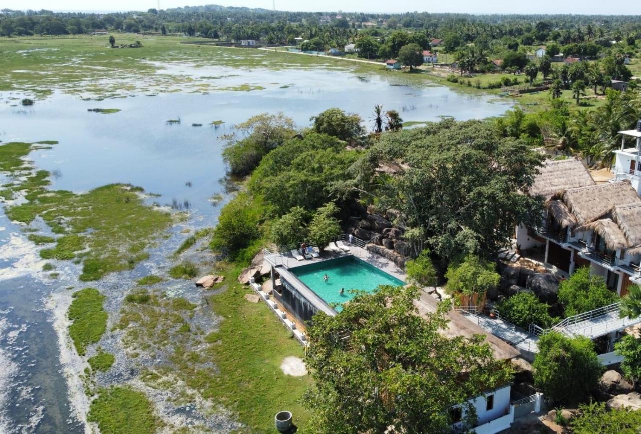 Oruwa Boutique Villas Arugam Bay Exterior photo